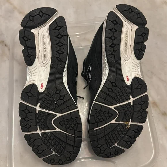 New Balance 2002R Used Size 11.5 - Picture 6 of 8
